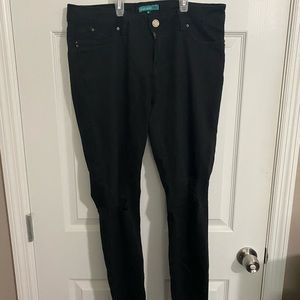 Wanna Betta Butt YMI Skinny Jeans